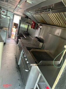 2001 26' Chevrolet Workhorse Step Van Kitchen Street Food Truck