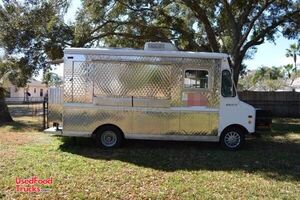 Used Ford Econoline Kitchen Food Truck / Kitchen on Wheels