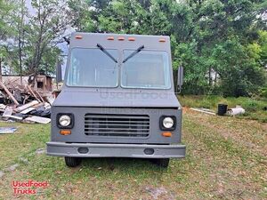 Used - Ford All-Purpose Food Truck | Mobile Street Vending Unit