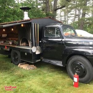 Head-Turning Vintage 1952 Ford F4 18' Wood-Fired Pizza Food Truck