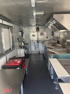 Custom-Built 2004 Workhorse Step Van Diesel-Powered Kitchen Food Truck