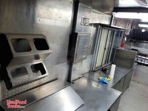 2006 Workhorse W42 All-Purpose Food Truck | Mobile Food Unit
