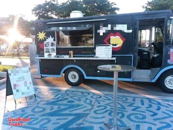 TURNKEY 20' Chevrolet Grumman Licensed Food Truck Mobile Kitchen