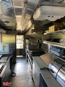 Freightliner Grumman Olson Diesel Food Truck with Brand New Kitchen