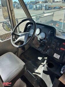 2005 24' Freightliner MT45 Chassis Diesel Food Truck with Pro-Fire Suppression
