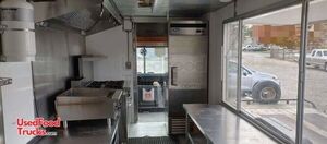 Custom-Built 2001 - 18' Chevrolet Mobile Kitchen Food Truck