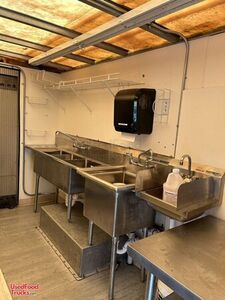 Ready to Customize - 2004 Workhorse P42 All-Purpose Food Truck