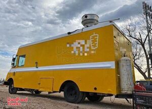 Licensed - 2007 Freightliner Street Food Truck | Mobile Kitchen Unit