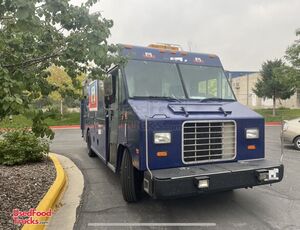 Fully Equipped 25' International Utility Master Food Truck w/ 2021 Commercial Kitchen Build-Out