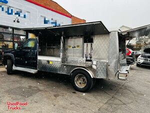 2006 10' GMC Sierra Lunch Serving Hotshot Food Truck Canteen Truck Mobile Food Catering Unit