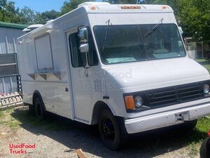 Like New - Chevrolet  All-Purpose Food Truck | Mobile Food Unit