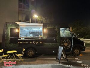 2015 Isuzu 20' Coffee / Beverage Truck w/ 2025 Kitchen Build-Out