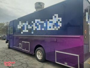 LOW MILES. 2014 25' Ford All-Purpose Food Truck with HCD Insignia + Pro Fire System