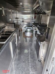 24' Chevrolet Utilimaster Food Truck with Pro-Fire Suppression