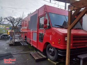 Versatile - 2001 GMC All-Purpose Food Truck Mobile Food Unit