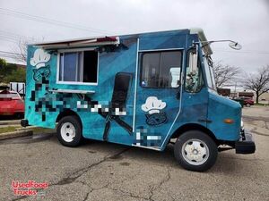 2003 Workhorse P42 All-Purpose Food Truck with Fire Suppression System
