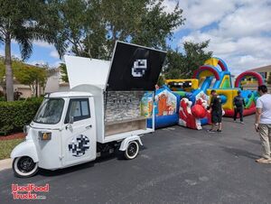 LIKE NEW 6 Tap Beer Beverage Piaggio APE Style Electric Tricycle Kegger Mini Truck Bar