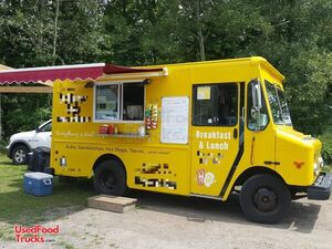 2004 21' Workhorse P42 Food Truck / All Purpose Mobile Food Unit