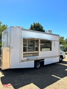 2013 Mitsubishi Fuso All-Purpose Food Truck | Mobile Food Unit