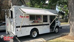 2003 Workhorse Diesel Food Truck with Pro-Fire Suppression