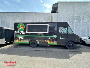 TURNKEY - 2001 Workhorse P42 Diesel Food Truck with Pro-Fire Suppression