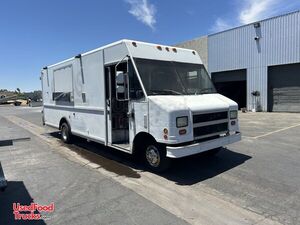 2001 Ford Econoline Food Truck w/ New 2024 Kitchen Buildout Loaded Mobile Food Unit