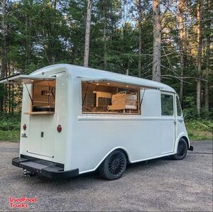 Vintage BEAUTIFUL 1954 15' International Harvester Metro Coffee Truck Bistro Mobile Cafe'