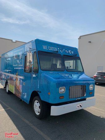 Custom Built Mobile Kitchen Food Truck LOADED w/ Pro Fire Suppression