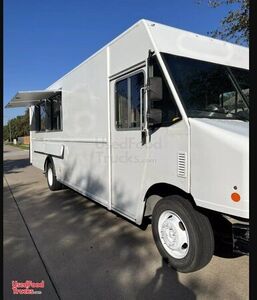 2005 30' Freightliner MT45 All-Purpose Food Truck | Mobile Food Unit