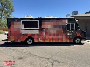 LOW MILES LOADED- 2018 25' Ford F59 Mobile Kitchen Food Truck w/ Built