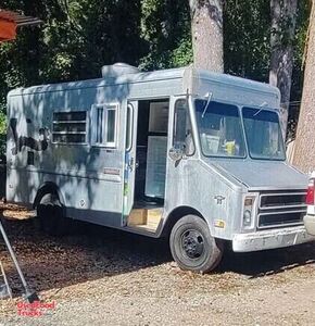 Versatile - Chevrolet All-Purpose Food Truck Mobile Food Unit