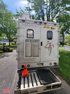 Low Mileage - 24' GMC P3500 Diesel Food Truck with Pro-Fire Suppression