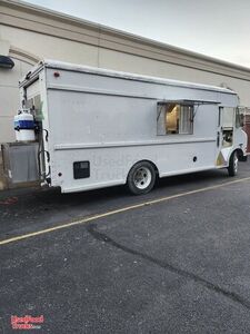 24' International Diesel Food Truck with 2023 Kitchen Built Out