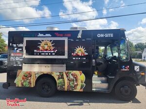 2002 Workhorse P42 Taco Food Truck with Fire Suppression System