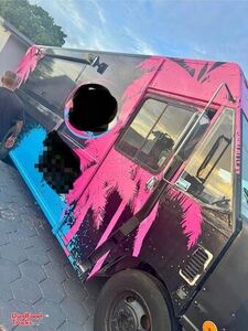 2003 Winnebago All-Purpose Food Truck with Fire Suppression System