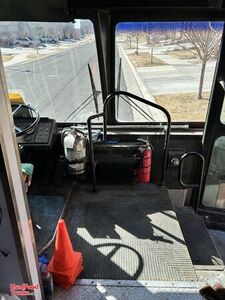 30' Gillig Phantom All-Purpose Food Bus NO CDL NEEDED / Kitchen Build-Out
