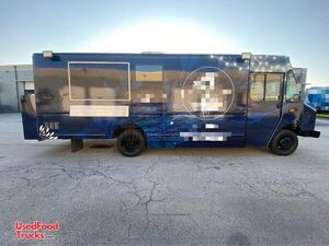 2008 Workhorse W42 18' Food Truck Concession Mobile Food Truck w/ Suppression System