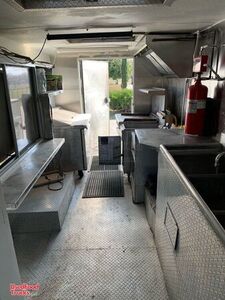 Barely Used Chevrolet Step Van P30 Food Truck with Pro Fire Suppression System
