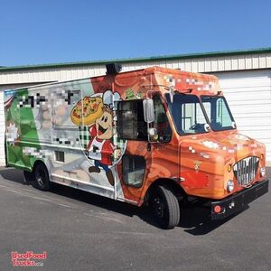2009 - 34' Workhorse Diesel Brick-Oven Pizza Truck / Mobile Pizzeria
