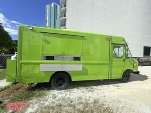 Like New - 22' Chevrolet P30 All-Purpose Food Truck | Mobile Food Unit
