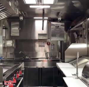 Turnkey State-of-the-Art 2014 Freightliner MT45 Step Van Barbecue Food Truck