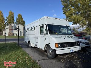 Chevrolet P-30 Diesel All-Purpose Food Truck Mobile Food Unit