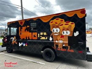 16' Chevrolet P30 Food Truck | Mobile Street Vending Unit