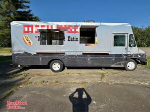 2003 Chevrolet Workhorse Food Truck | Mobile Food Unit