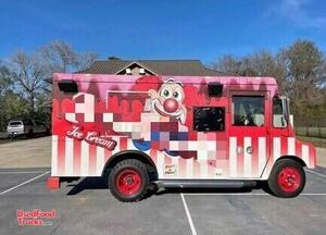 Vintage - 1968 International Ice Cream Truck Mobile Concession Unit