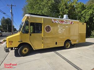 Fully Equipped 2005 26' Freightliner MT45 Pizza Food Truck Mobile Food Unit