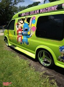 Eye Catching - 2000 Chevrolet Express Ice Cream Truck