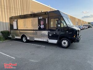 2006 Chevy Workhorse W42 All-Purpose Food Truck | Mobile Food Unit