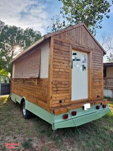 Clean and Appealing - Ford Super Duty All-Purpose Food Truck