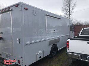 2003 27' Workhorse Utilimaster P42 Food Truck | 2023 Kitchen Built Out with Pro-Fire Suppression